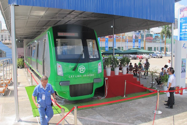 Đoàn tàu mẫu trên tuyến Cát Linh – Hà Đông. Ảnh: Bảo An 