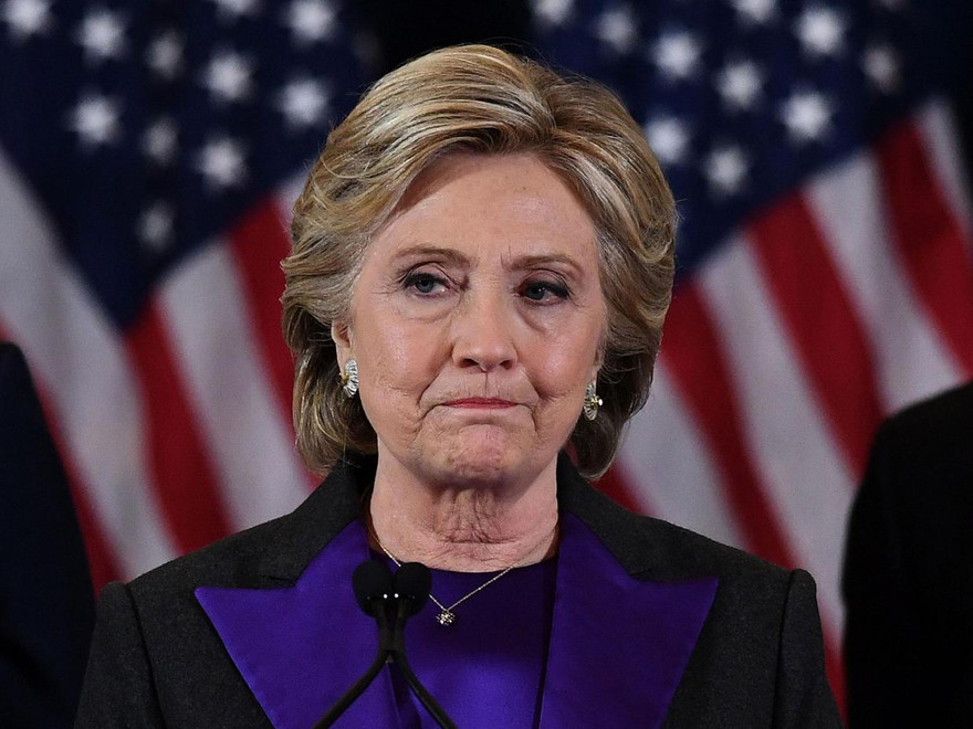 Dù thắng ông Trump về số phiếu phổ thông nhưng bà Clinton vẫn không thể trở thành Tổng thống Hoa Kỳ vì thua ông Trump về số phiếu đại cử tri.