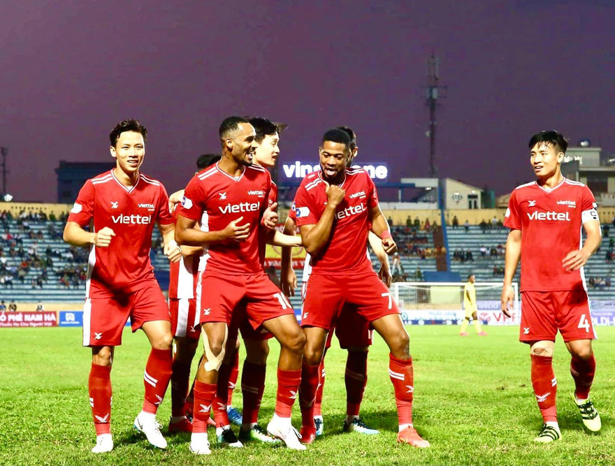 Hoãn trận Viettel- Hồng Lĩnh Hà Tĩnh vì dịch Covid-19 
