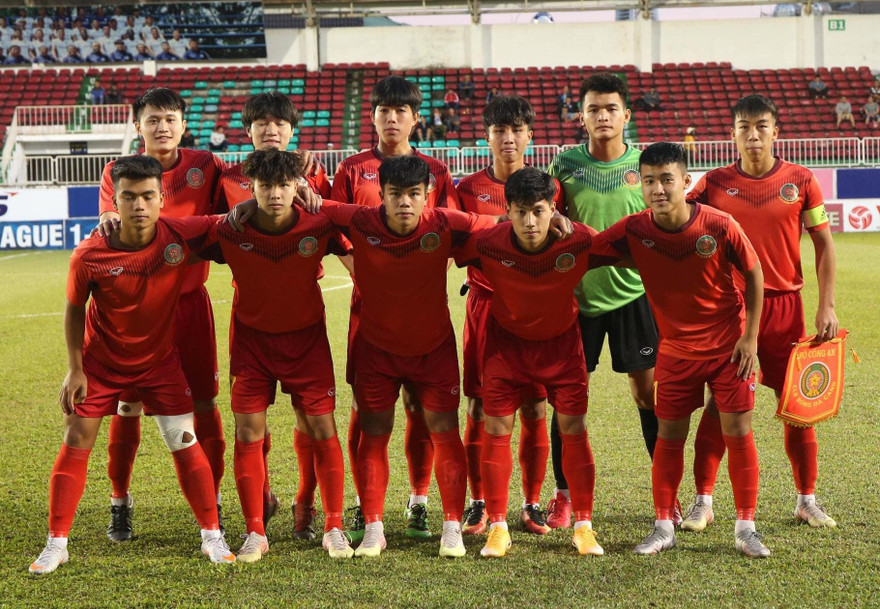 Đi cùng chuyến bay với F1, toàn đội CAND phải cách ly 