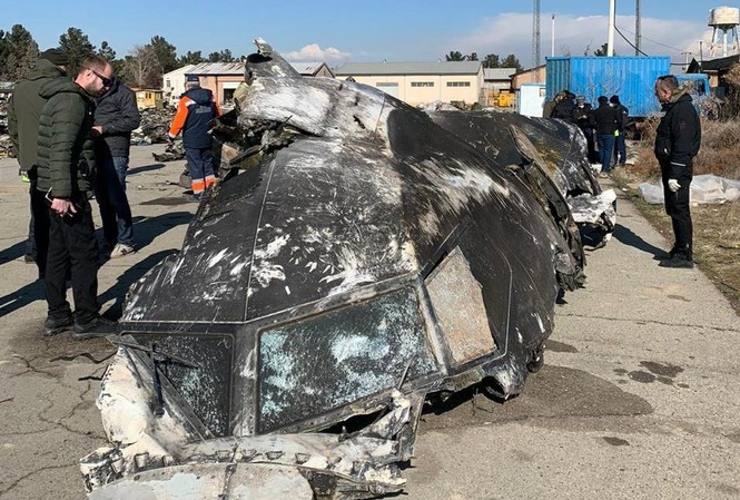 Hình ảnh xác chiếc Boeing bị Iran bắn rơi vừa được chính quyền Ukraine công bố.