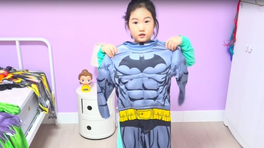 Boram trong một video được đăng tải trên trang Youtube hơn 30 triệu người theo dõi.