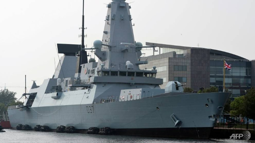 Tàu khu trục HMS Duncan. Ảnh: CNA