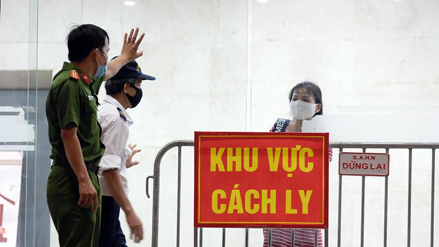 Hà Nội phong tỏa thêm một chung cư có người dương tính SARS-CoV-2 