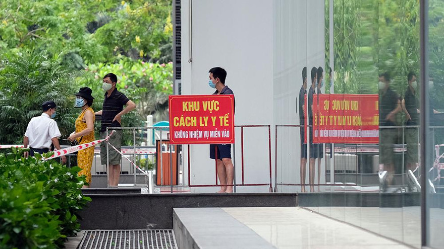 Thêm một tòa ở Times City tạm thời bị phong tỏa liên quan ca mắc COVID-19