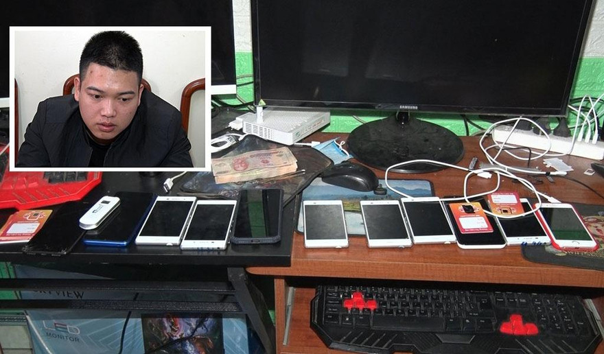 Trần Văn Lâm và tang vật. Ảnh: C.A