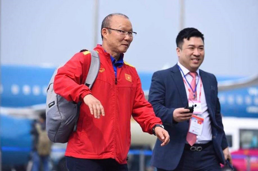 Người đại diện lên tiếng về hợp đồng của HLV Park Hang Seo