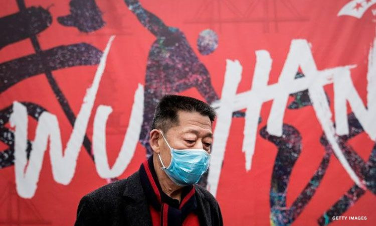 Trước khi được đặt tên chính thức, chủng virus corona mới thường được gọi là "virus viêm phổi Vũ Hán", tạo nên tâm lí kì thị nhằm vào người Trung Quốc. 