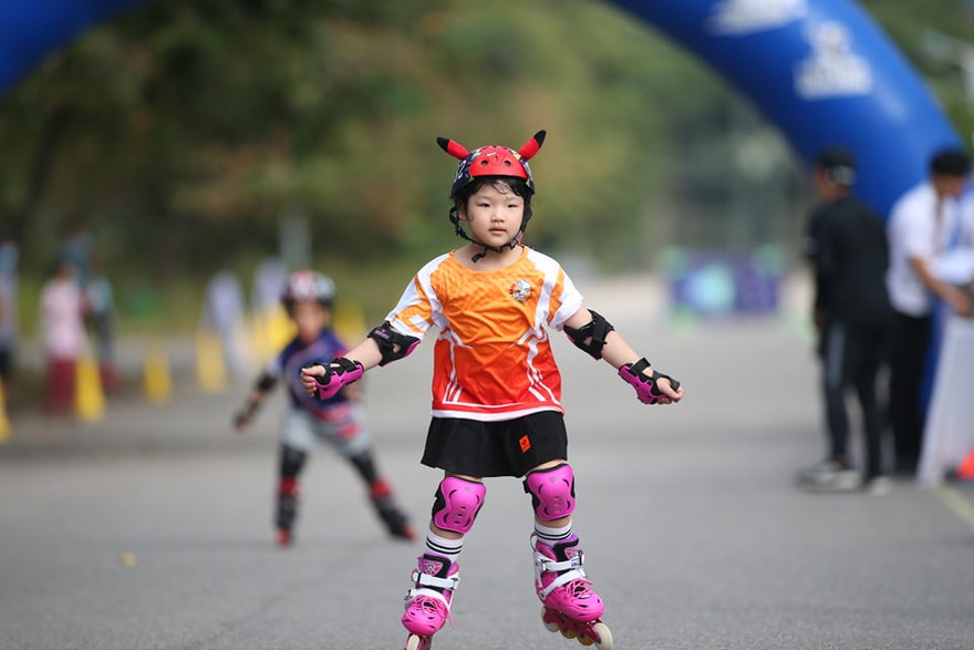 Bé 5 tuổi trượt patin ở Mỹ Đình để chọn tuyển thủ quốc gia