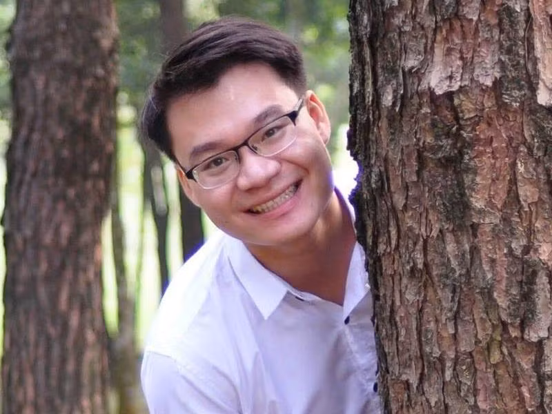 Thầy Vũ Khắc Ngọc