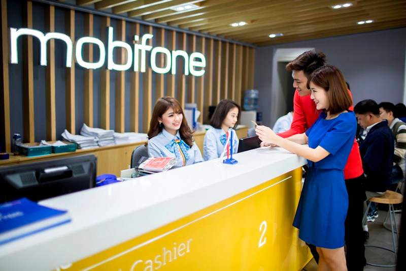 Nhà mạng ưu đãi khủng, xua nỗi lo data trơ đáy