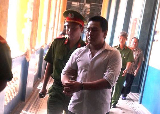 Vũ Trần Thanh Nam tại phiên tòa sáng nay 22/5. Ảnh: Tân Châu