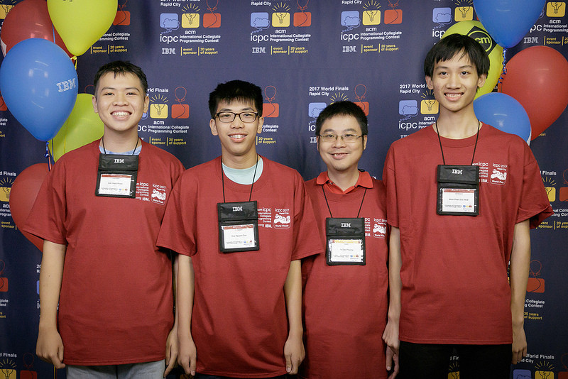 Việt Nam xếp 34/128 đội thi lập trình toàn cầu