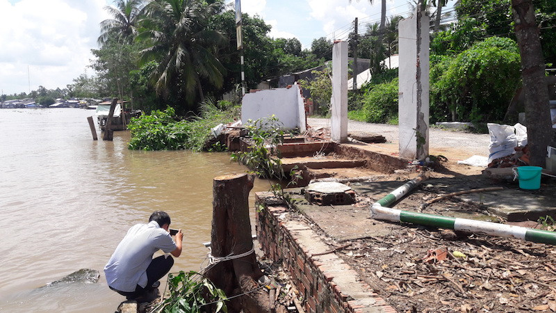 Cây xăng của bà Bành Thị Ánh Hồng sạt lở vào ngày 28/5 vừa qua.