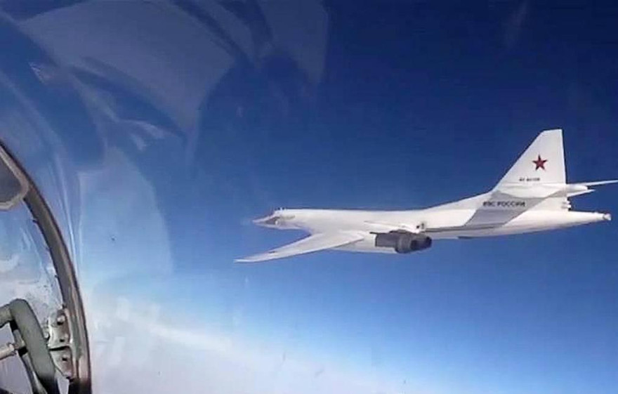 Máy bay ném bom Tu-160. Ảnh: Tass