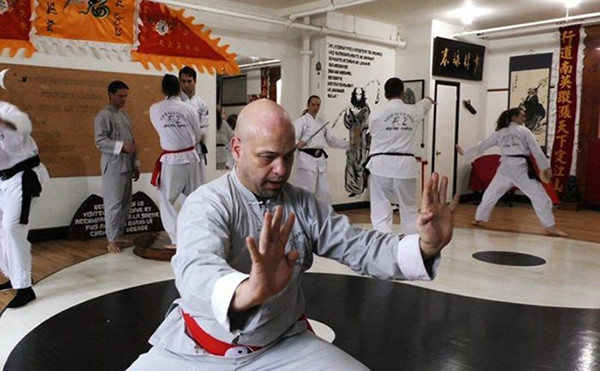 Võ sư Pierre Francois Flores