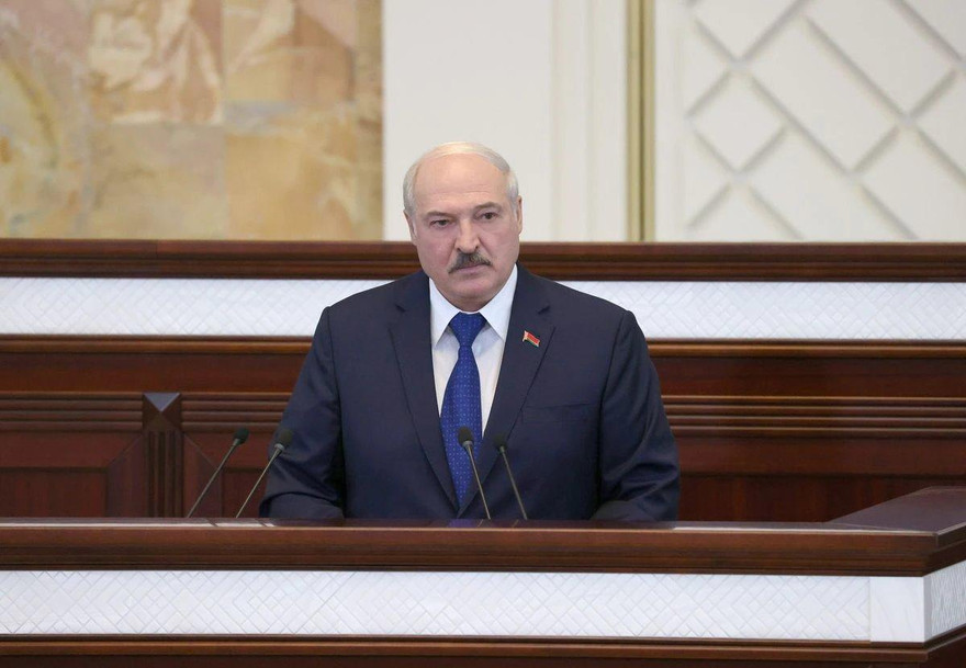 Tổng thống Belarus Alexander Lukashenko phát biểu trước Quốc hội ngày 26/5. Ảnh: Reuters
