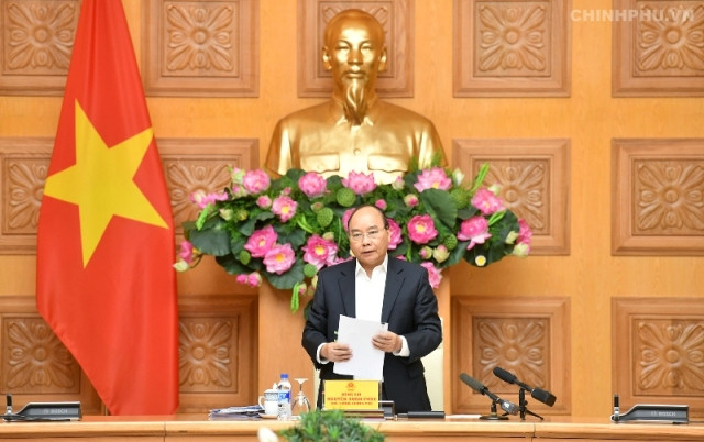 Thủ tướng Nguyễn Xuân Phúc chủ trì phiên họp Tiểu ban Kinh tế - Xã hội. Ảnh VGP/Quang Hiếu