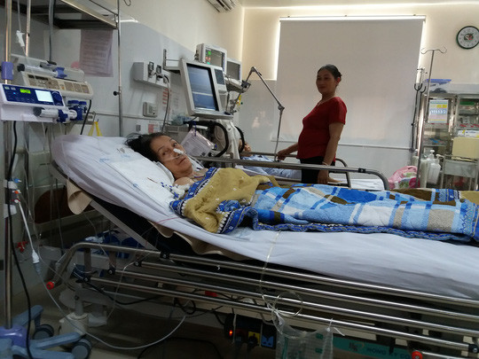 Cụ bà bị ngưng tim, ngưng thở 6 lần trong một buổi sáng vì mắc bệnh lạ đang được điều trị tại viện