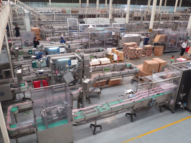 Nhiều doanh nghiệp đã phát triển mạnh mẽ trong 5 năm qua. (trong ảnh, Nhà máy Sữa TH true Milk hiện đại ở Nghệ An). Ảnh Quyền Thành 