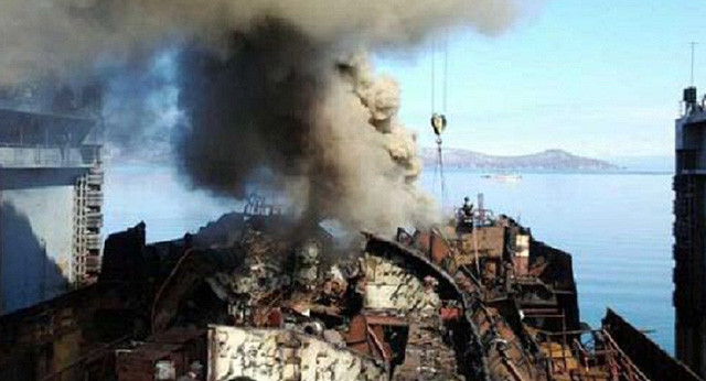 Tàu ngầm hạt nhân Nga bốc cháy ở Viễn Đông