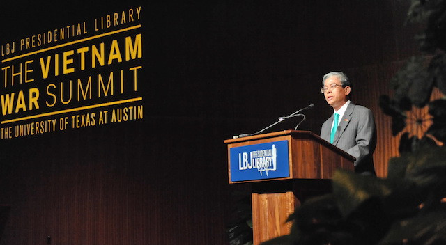 Đại sứ Việt Nam tại Mỹ Phạm Quang Vinh phát biểu tại Hội thảo