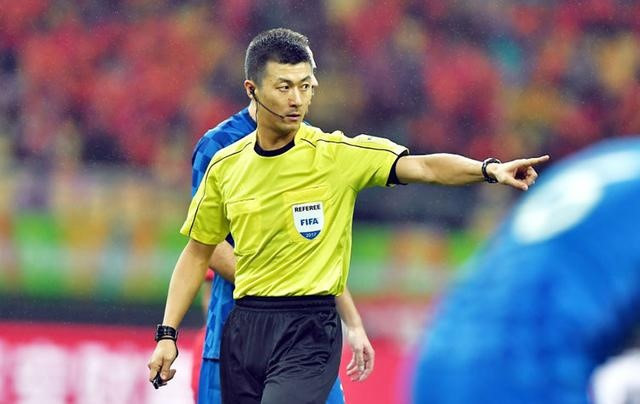 Hé lộ trọng tài bắt chính trận Việt Nam - Campuchia hôm nay