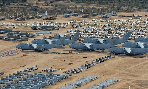 Boneyard chứa hơn 4.000 máy bay không còn hoạt động. Ảnh: Google Earth.