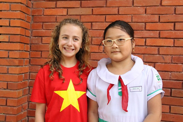 Capri rất thân thiện với các bạn nhỏ ở Việt Nam. 