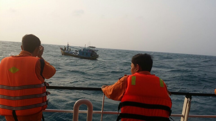 Tàu BV 95227 TS cùng 7 thuyền viên được cứu.