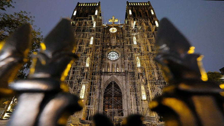 Nhà thờ Lớn Hà Nội trước ngày 'khoác áo mới'