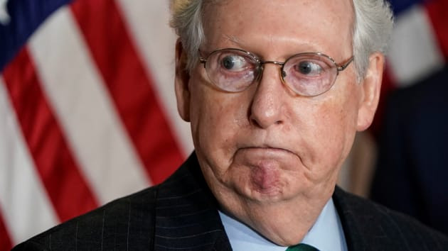 Thượng nghị sĩ Mitch McConnell. Ảnh: Reuters