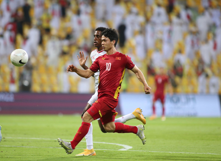 Tuyển Việt Nam lần đầu tiên vào vòng loại cuối World Cup.