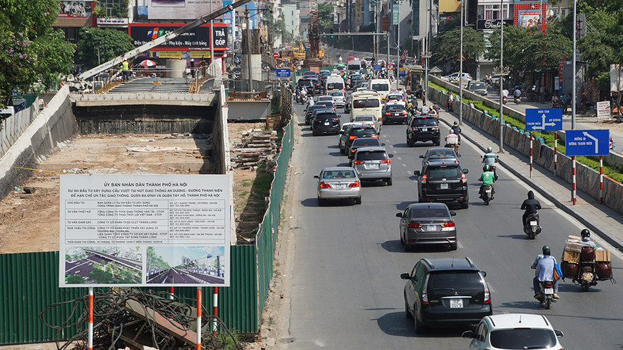 Cận cảnh các điểm đen do dự án 'rùa bò' vừa bị bêu tên ở Hà Nội