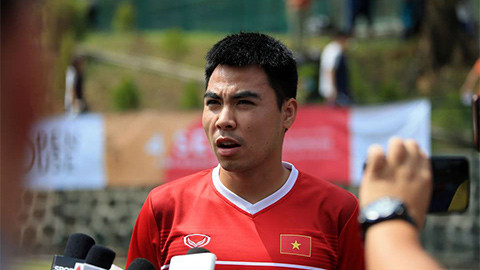 Tiền vệ Đức Huy