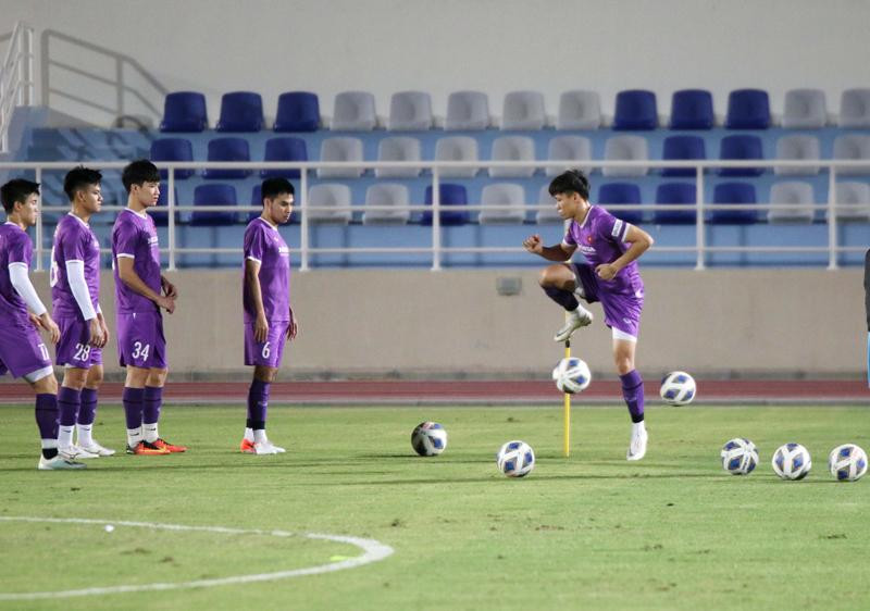  Quế Ngọc Hải trở lại tập luyện bình thường cùng đội tuyển.