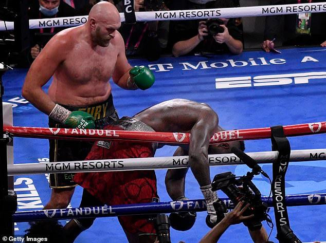 Wilder chấn thương nặng sau khi bị Fury hạ knock-out