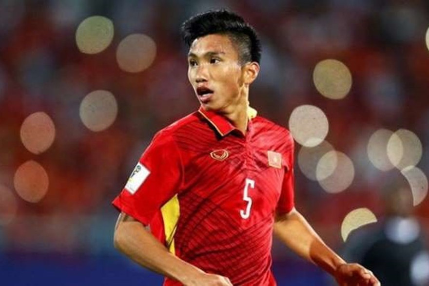 Văn Hậu 'cày ải' cả giải U19 châu Á và AFF Cup?