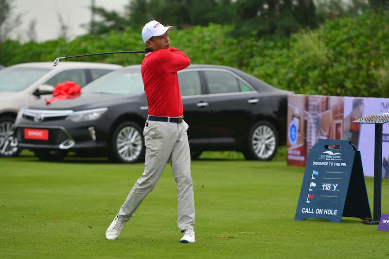 Hàng trăm xe sang làm giải thưởng HIO ở SMiC Golf Challenge Tournament