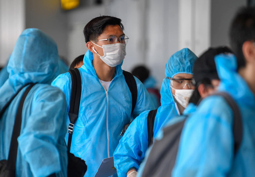 Đoàn Văn Hậu trở về Việt Nam, cách ly ở Quảng Ninh