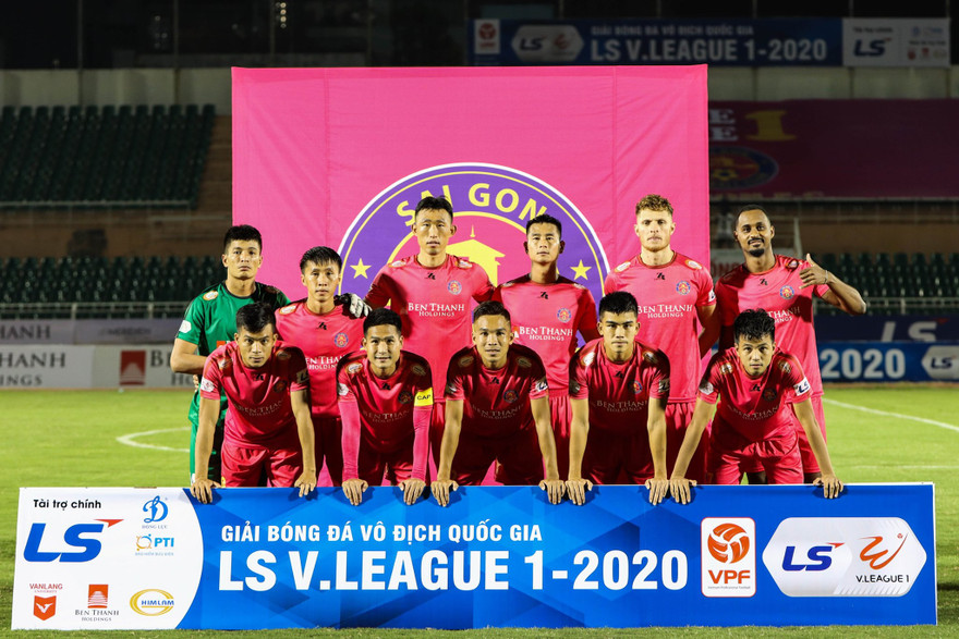 Dịch COVID-19, bao nhiêu đội bóng ở V.League giảm lương cầu thủ?