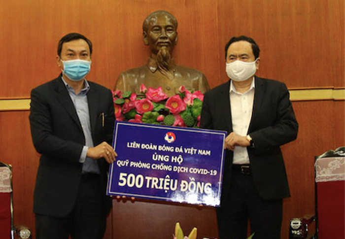 VFF ủng hộ 500 triệu đồng phòng chống dịch COVID-19
