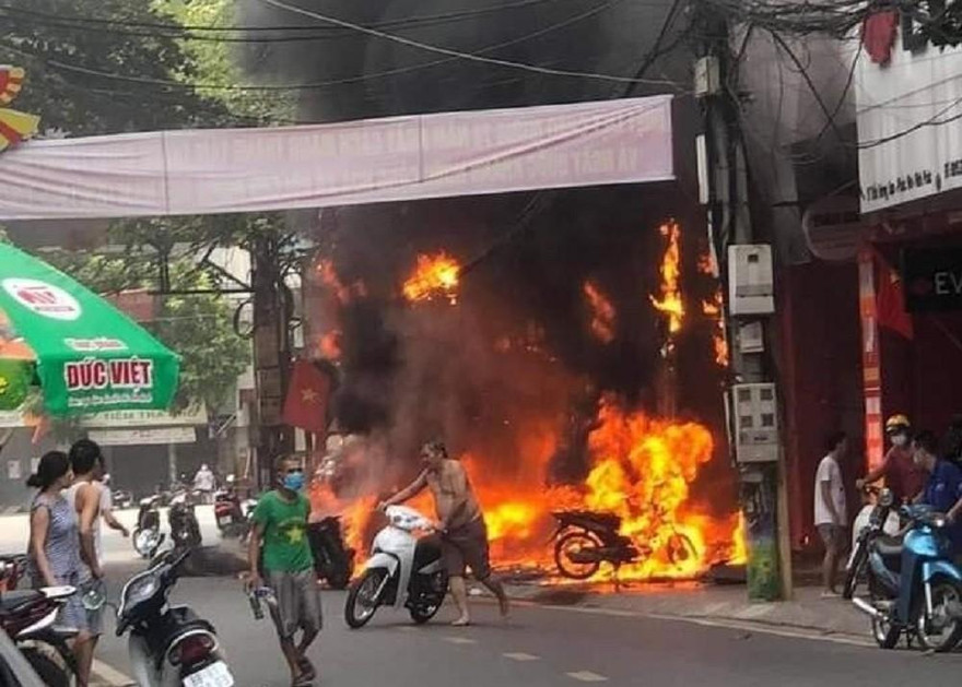 Hiện trường vụ cháy. Ảnh: N.L