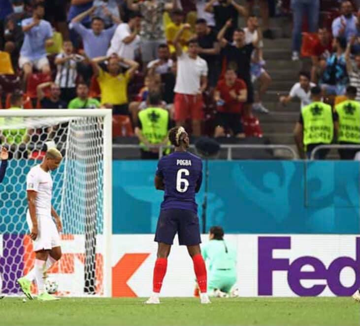 Pogba nhận nhiều chỉ trích vì thái độ thi đấu ngạo nghễ.