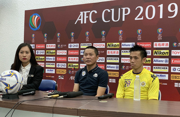 HLV Hà Nội than phiền vì chỉ thắng tối thiểu B.Bình Dương