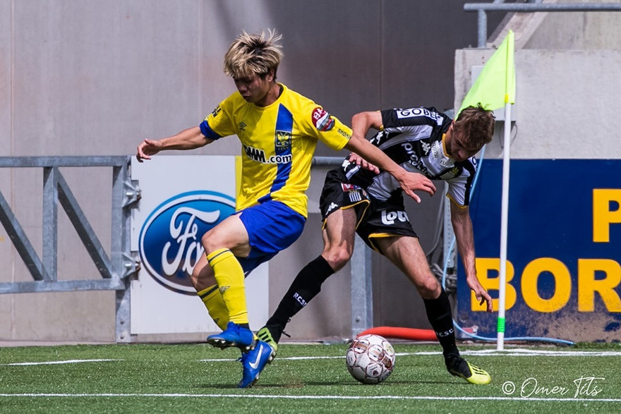 Công Phượng kiến tạo thành bàn ở trận giao hữu của Sint-Truiden