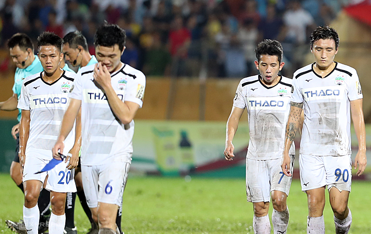 HAGL thua ngược trước Viettel trên sân nhà. Ảnh: Vnexpress