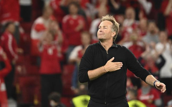 HLV Kasper Hjulmand cùng tuyển Đan Mạch viết tiếp cổ tích tại EURO 2020 