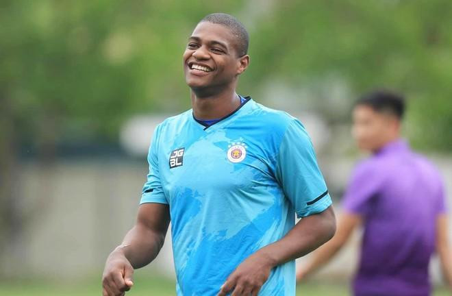 Tiền đạo Bruno trở lại nhanh hơn dự kiến