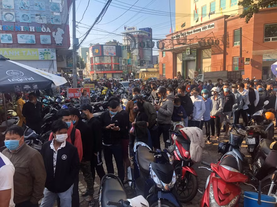 Sốt vé đại chiến HAGL và Hà Nội FC lên báo Thái 
